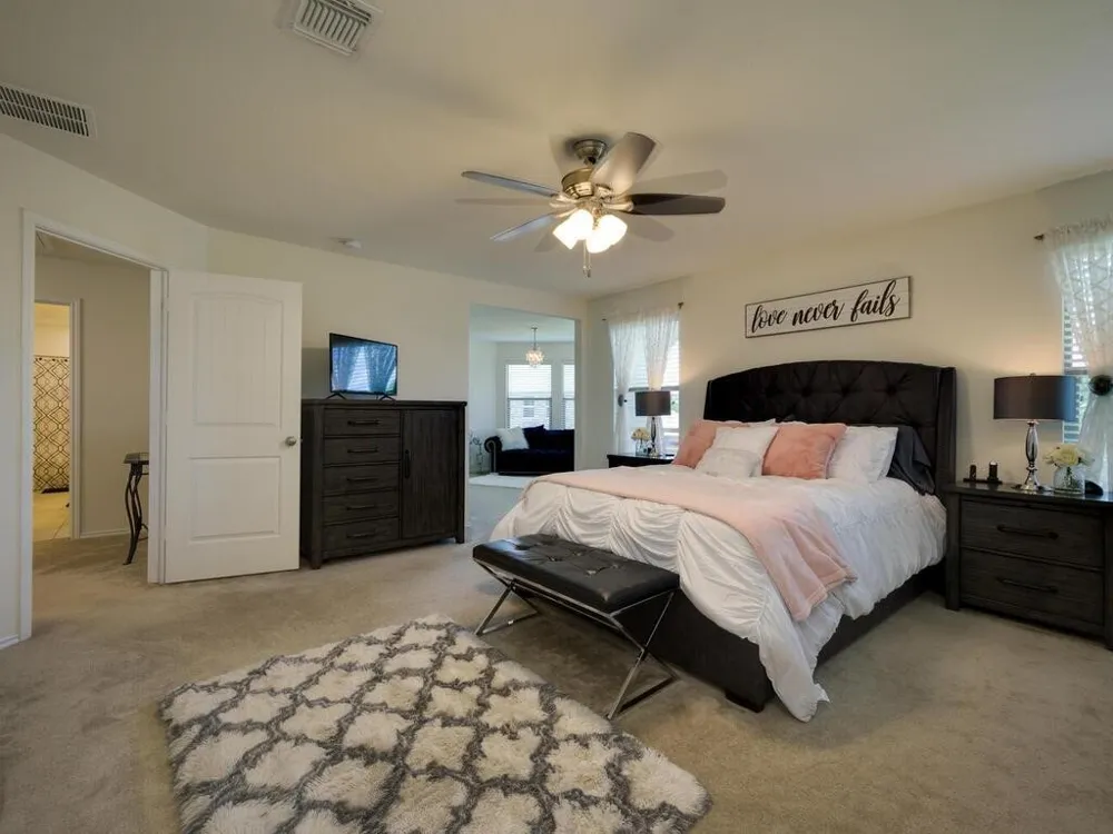 1304 Decatur Court Leander, TX 78641
