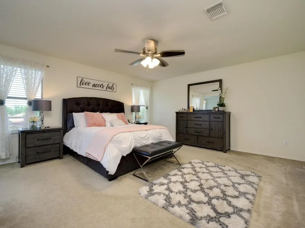 1304 Decatur Court Leander, TX 78641