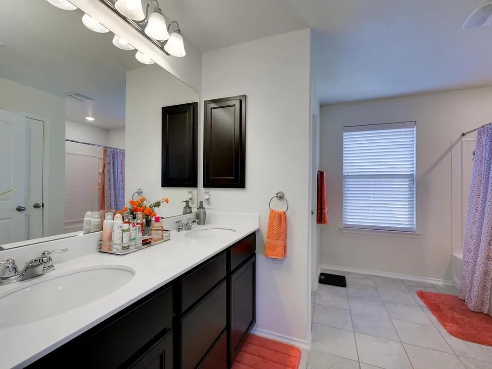 1304 Decatur Court Leander, TX 78641