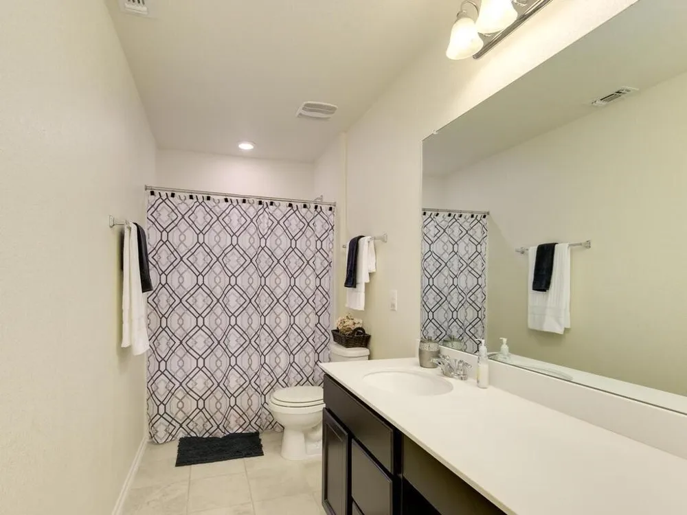 1304 Decatur Court Leander, TX 78641