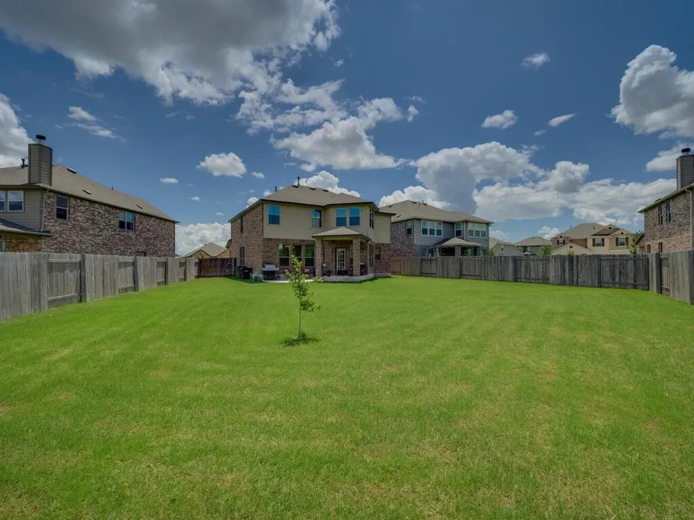 1304 Decatur Court Leander, TX 78641