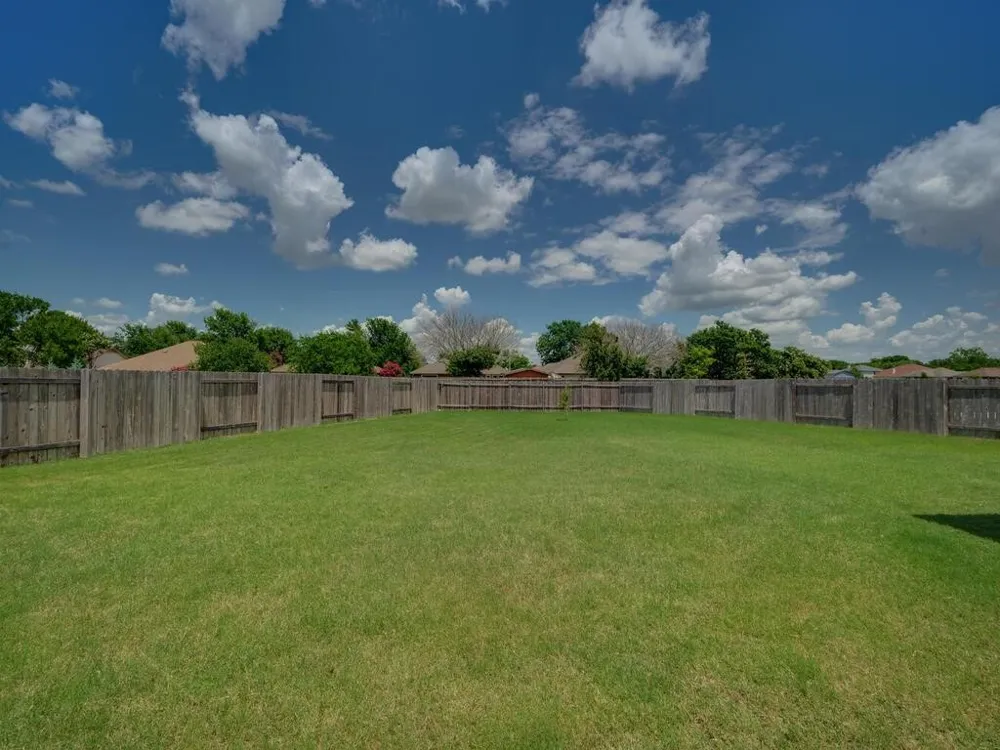 1304 Decatur Court Leander, TX 78641