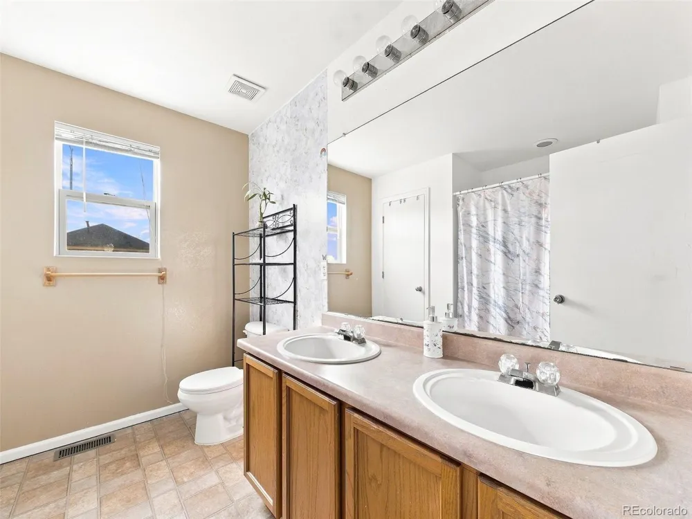 9548 E 112th Drive Henderson, CO 80640