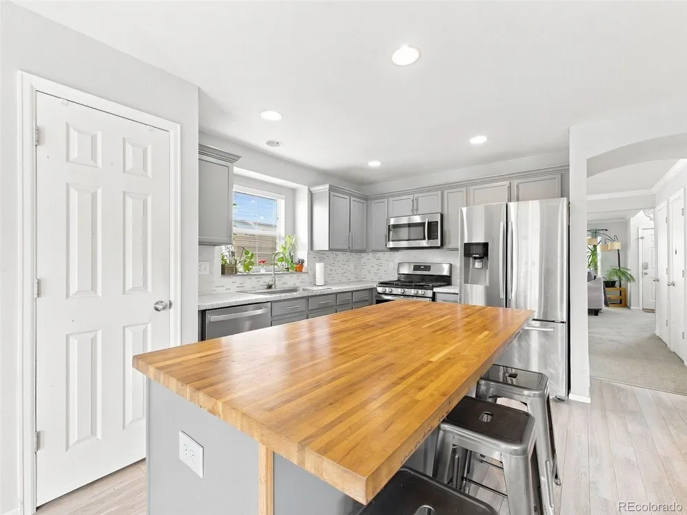 9548 E 112th Drive Henderson, CO 80640