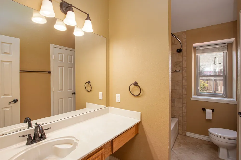 6620 Springhill Drive Watauga, TX 76148