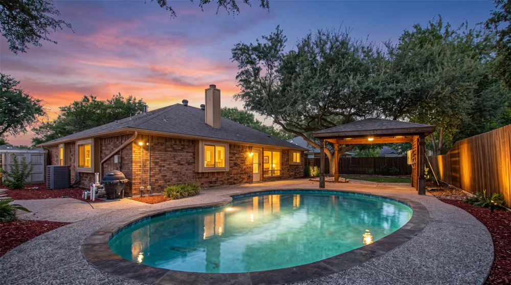 6620 Springhill Drive Watauga, TX 76148