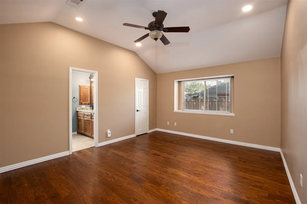 6620 Springhill Drive Watauga, TX 76148