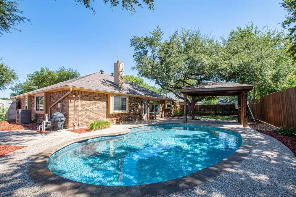 6620 Springhill Drive Watauga, TX 76148