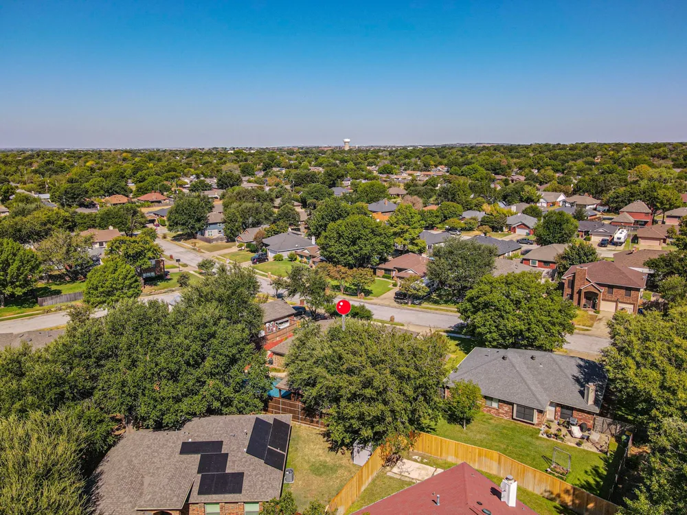 6620 Springhill Drive Watauga, TX 76148