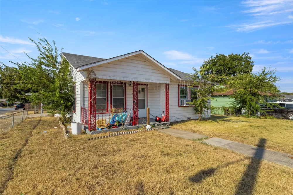 1301 E Ramsey Avenue Fort Worth, TX 76104