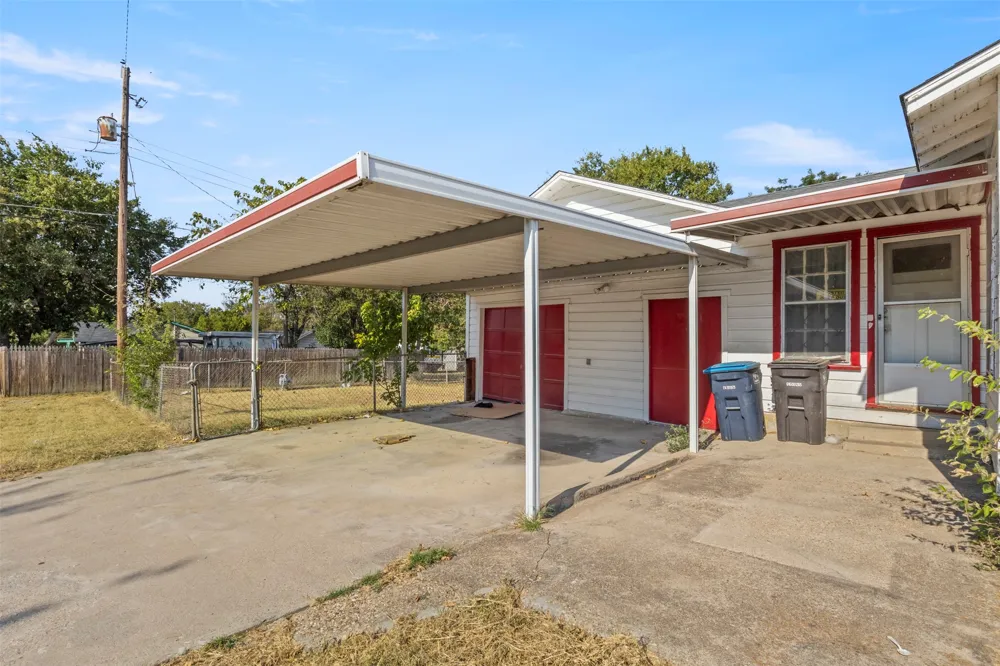 1301 E Ramsey Avenue Fort Worth, TX 76104