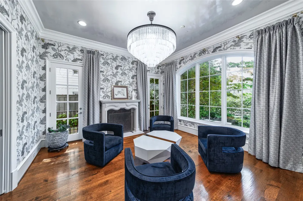 3548 Bryn Mawr University Park, TX 75225