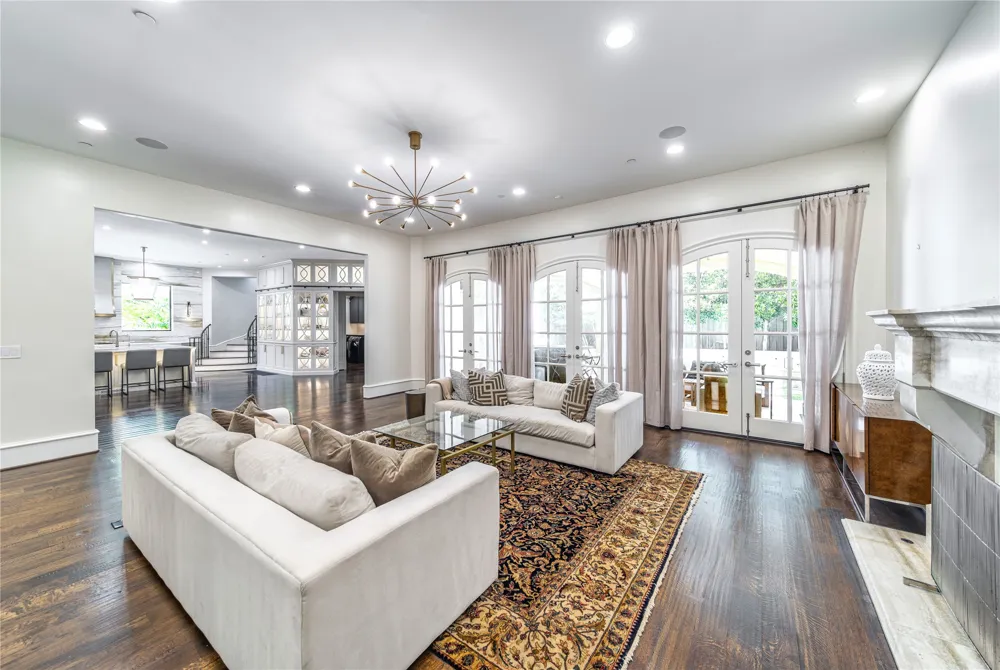 3548 Bryn Mawr University Park, TX 75225