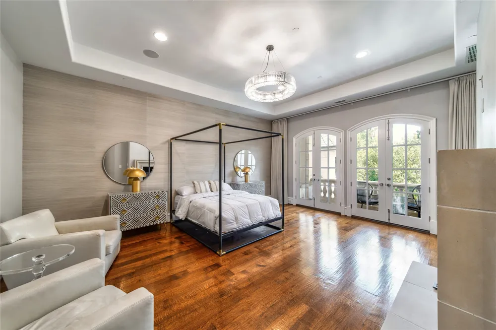 3548 Bryn Mawr University Park, TX 75225