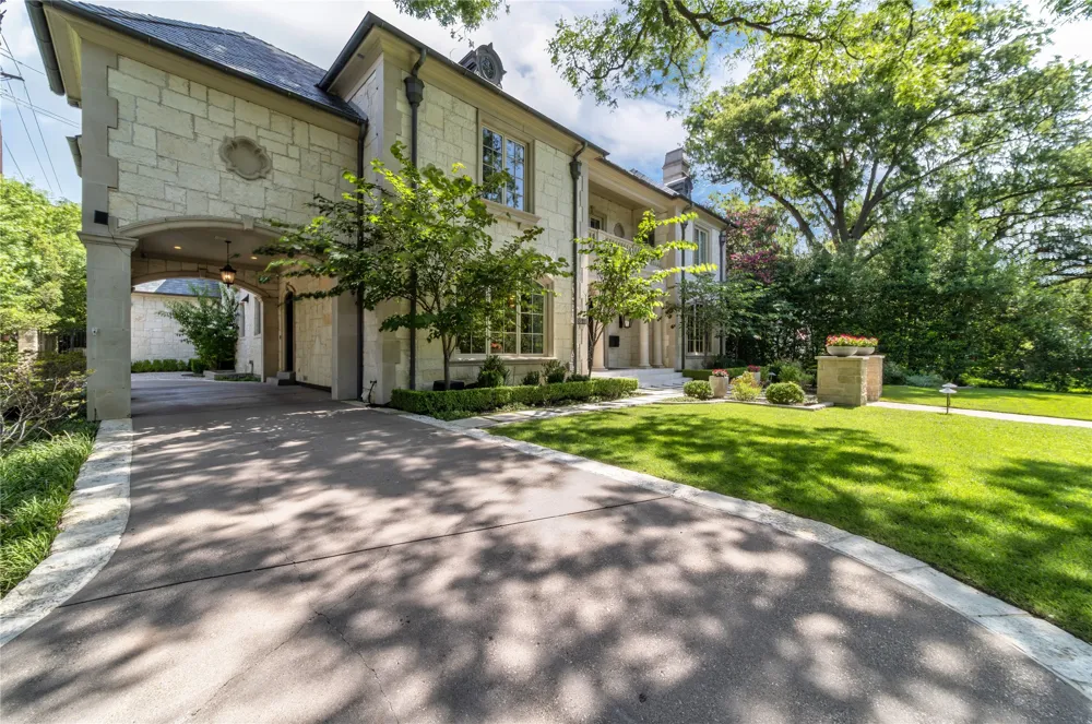 3548 Bryn Mawr University Park, TX 75225