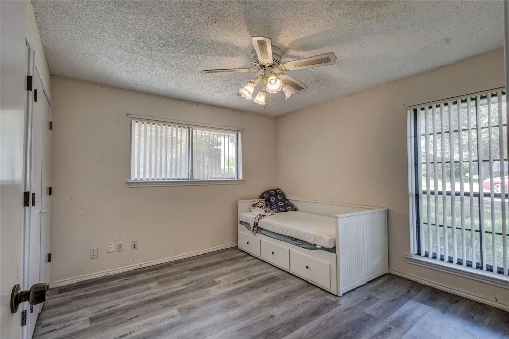 1426 Marlene Place DeSoto, TX 75115