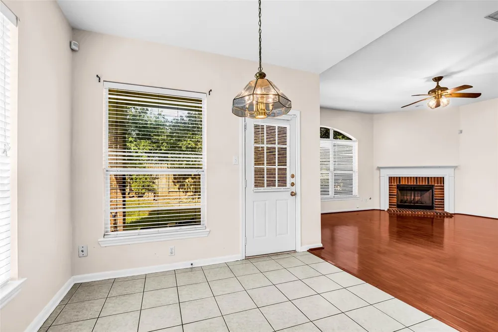 9502 Bending Willow Lane Houston, TX 77064
