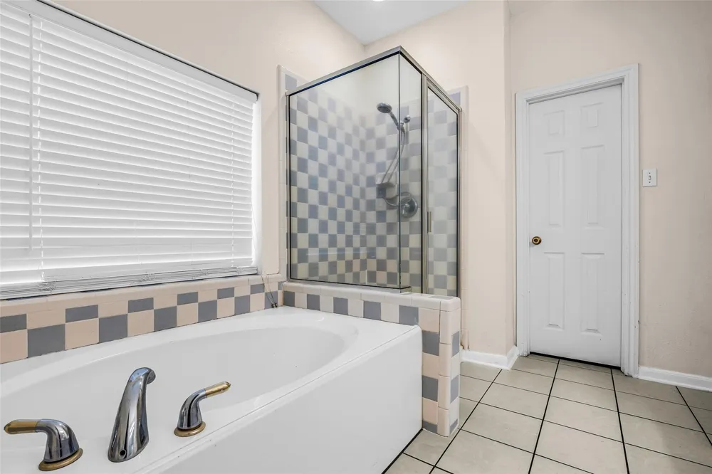9502 Bending Willow Lane Houston, TX 77064