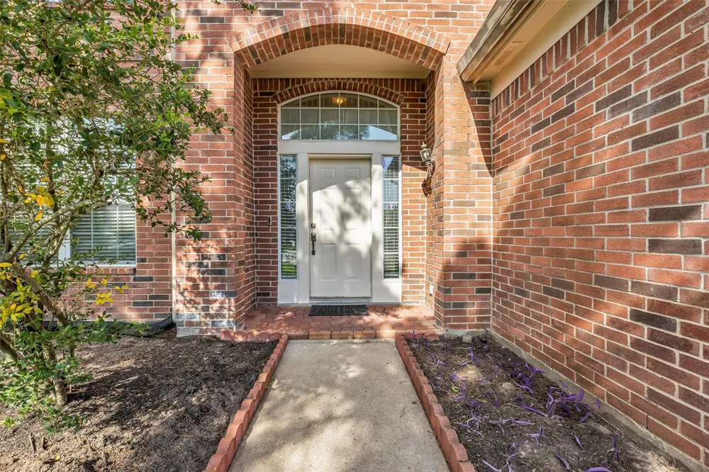 9502 Bending Willow Lane Houston, TX 77064