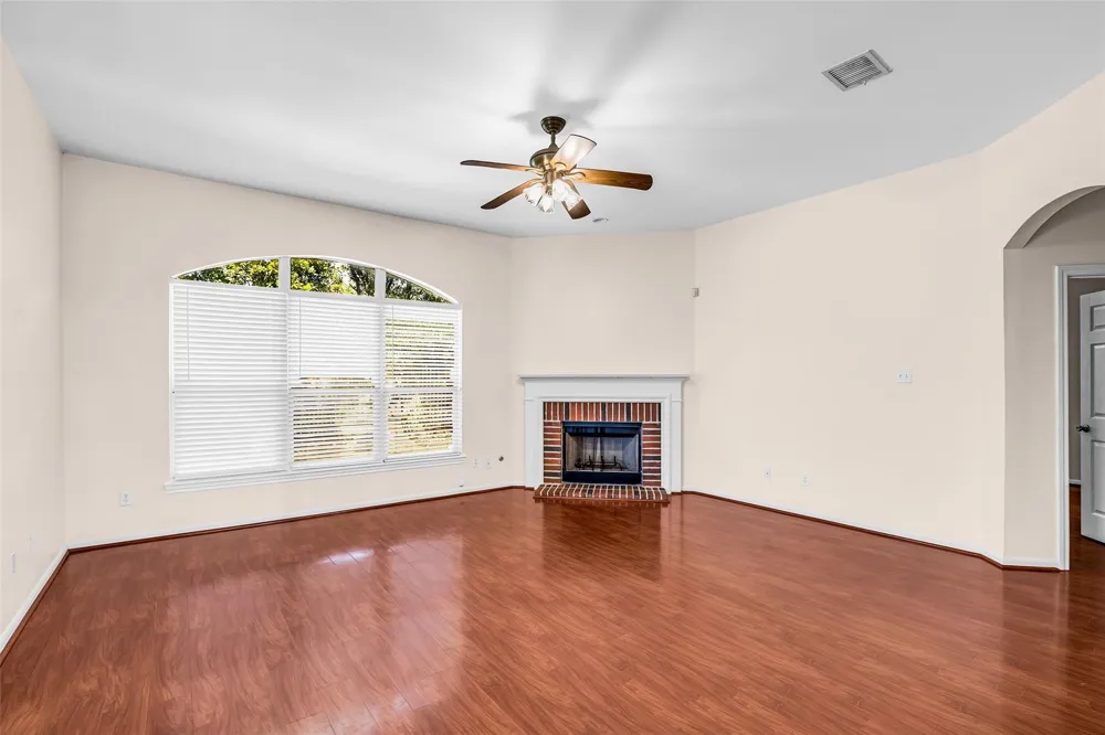 9502 Bending Willow Lane Houston, TX 77064
