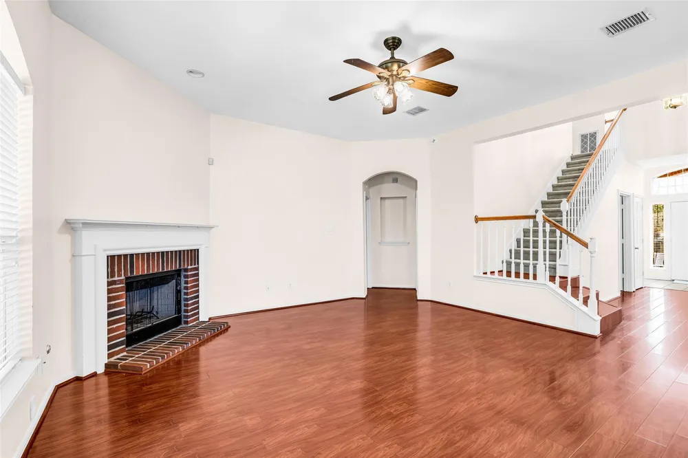 9502 Bending Willow Lane Houston, TX 77064