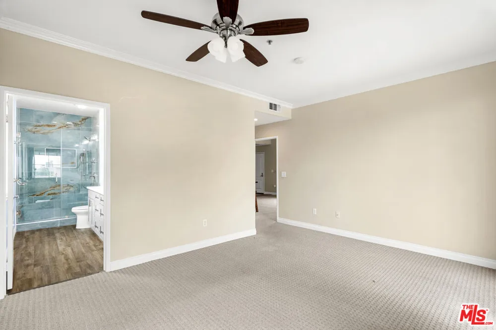 4060 Glencoe Avenue Marina del Rey, CA 90292