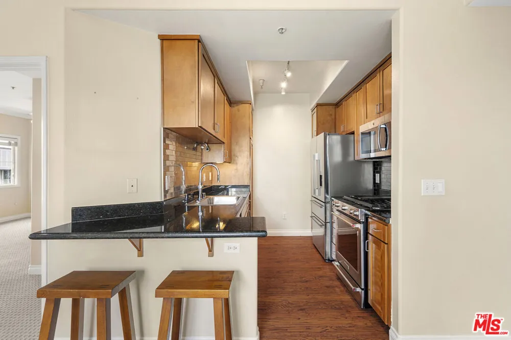 4060 Glencoe Avenue Marina del Rey, CA 90292
