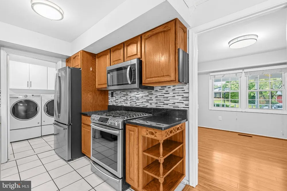 2727 KEYSTONE LANE Bowie, MD 20715