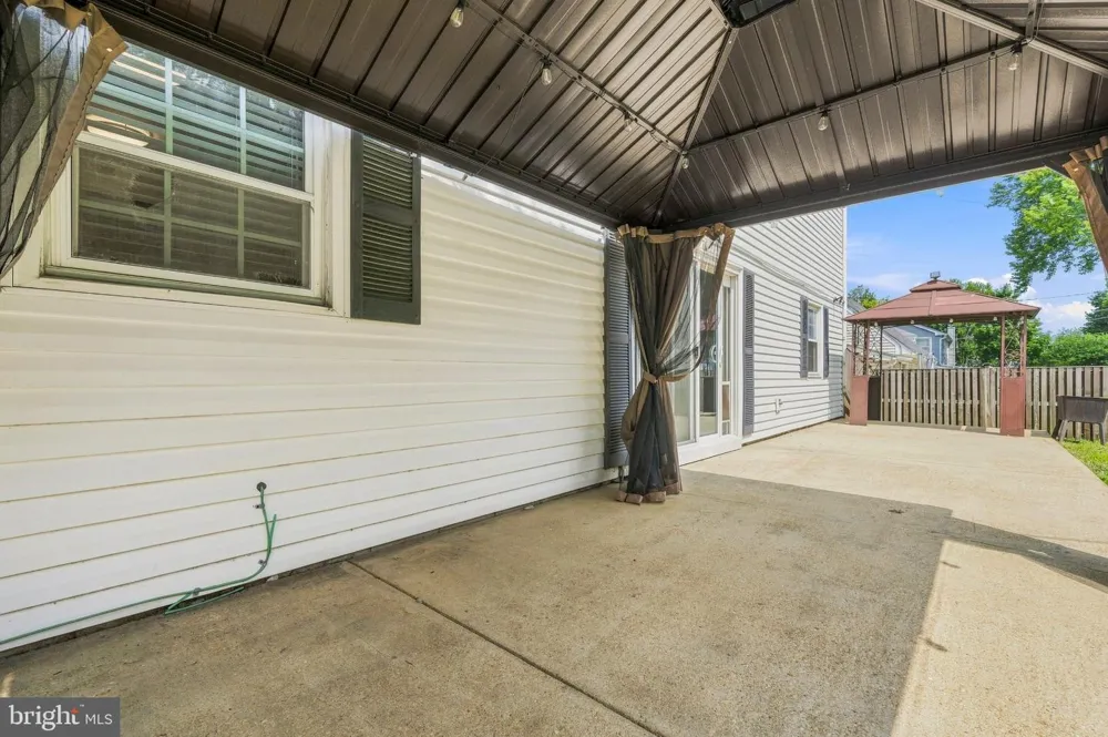 2727 KEYSTONE LANE Bowie, MD 20715