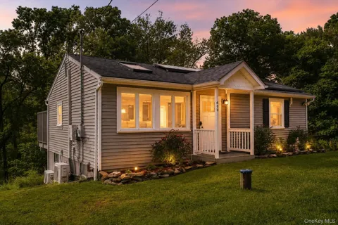 692 Mount Airy Road