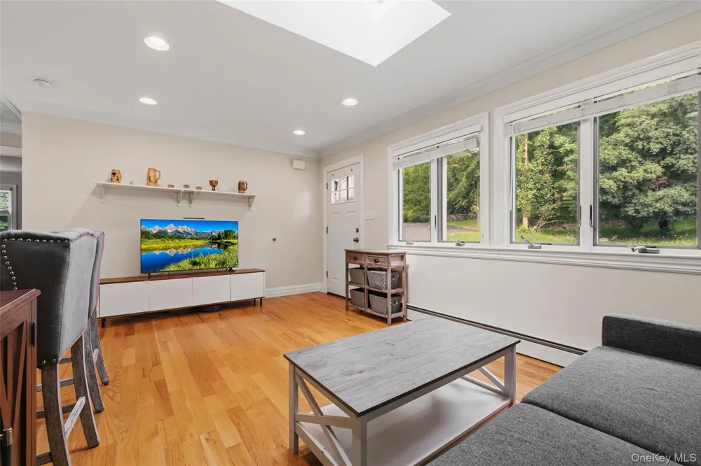692 Mount Airy Road New Windsor, NY 12553