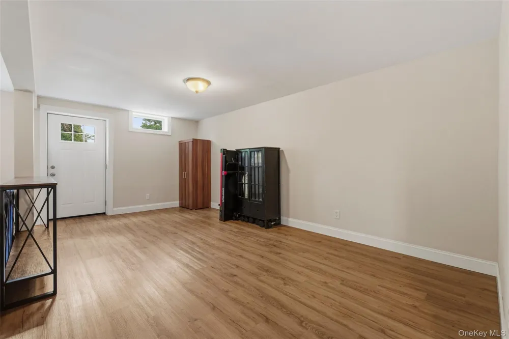 692 Mount Airy Road New Windsor, NY 12553