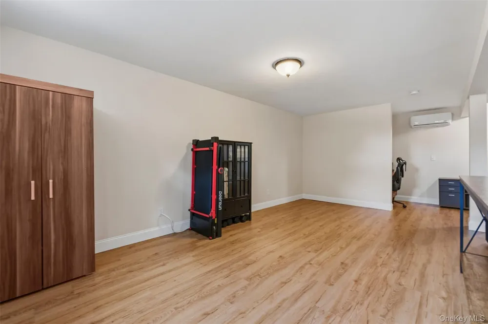 692 Mount Airy Road New Windsor, NY 12553