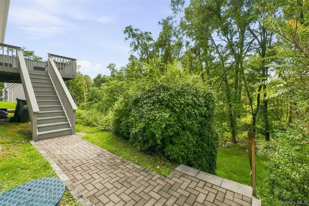 692 Mount Airy Road New Windsor, NY 12553