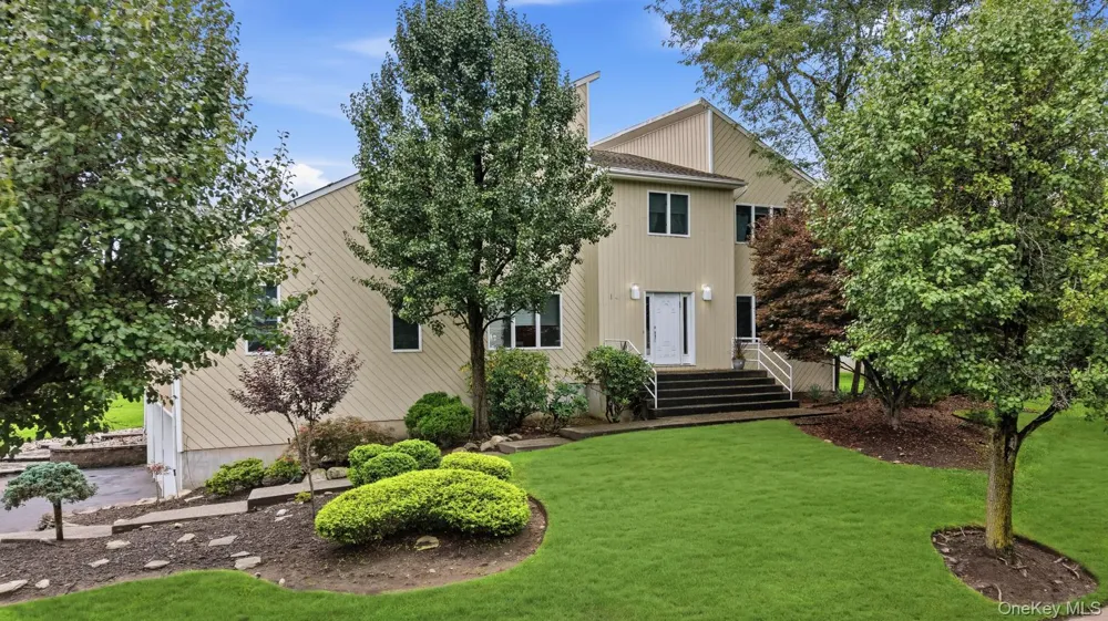 14 Lowell Drive New City, NY 10956
