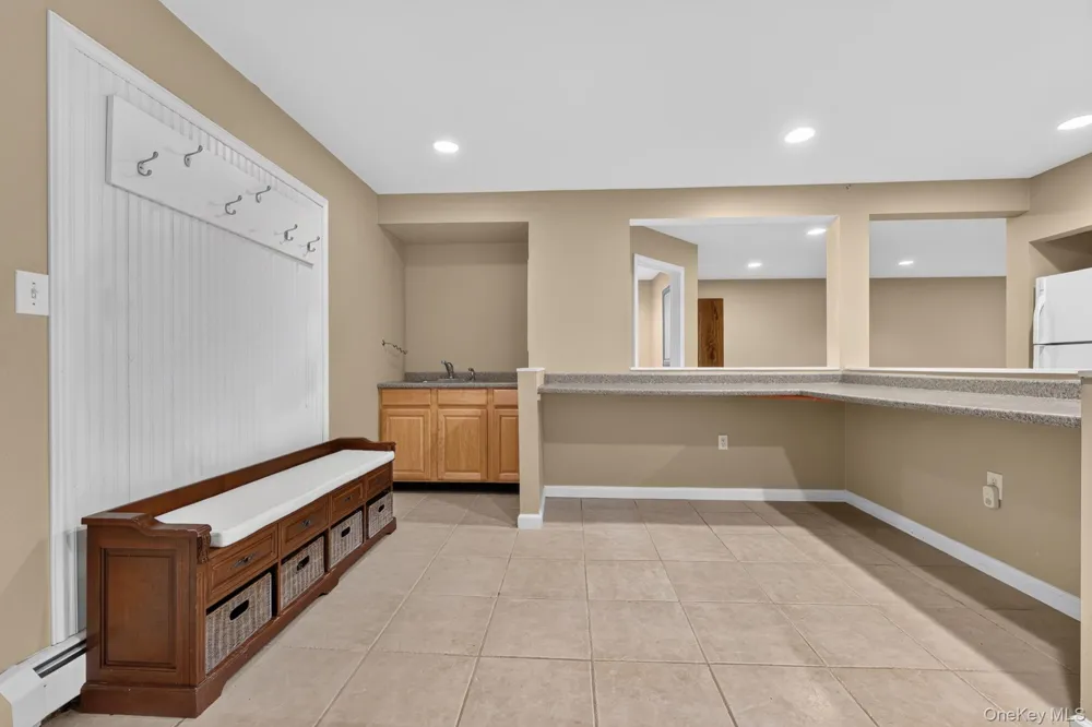 14 Lowell Drive New City, NY 10956