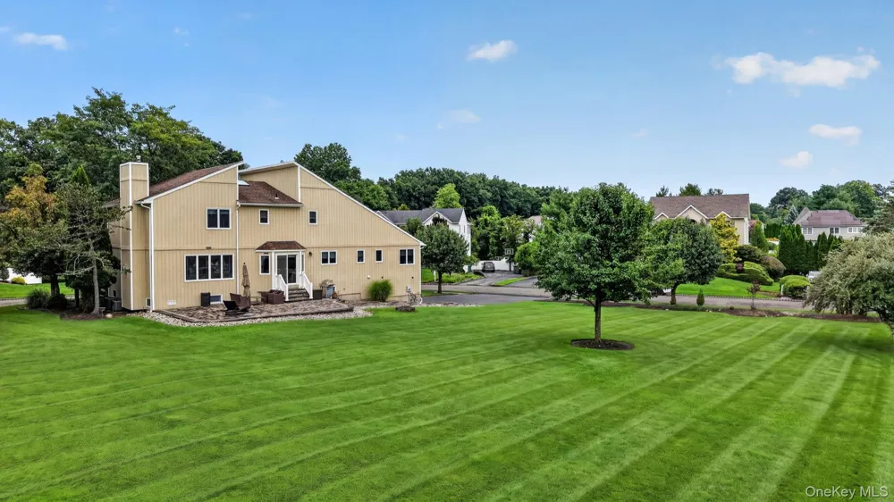 14 Lowell Drive New City, NY 10956