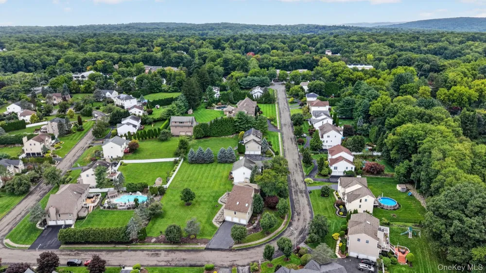 14 Lowell Drive New City, NY 10956