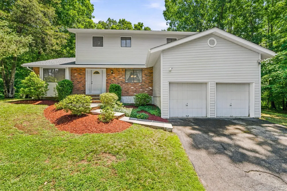2 Peter A Beet Drive Cortlandt Manor, NY 10567