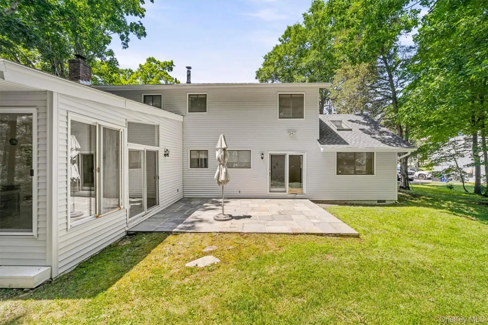 2 Peter A Beet Drive Cortlandt Manor, NY 10567