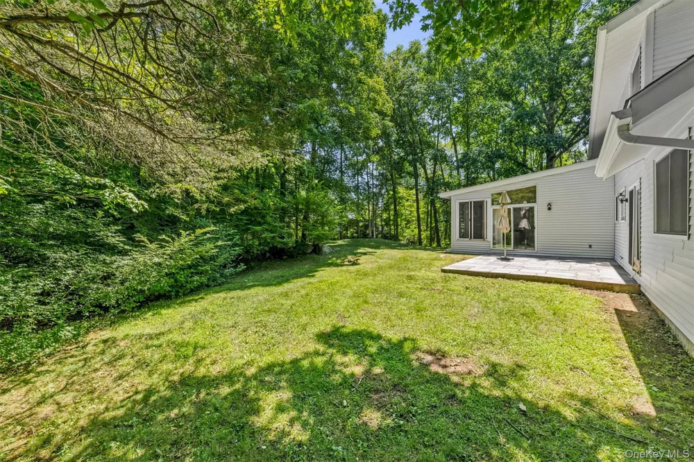 2 Peter A Beet Drive Cortlandt Manor, NY 10567