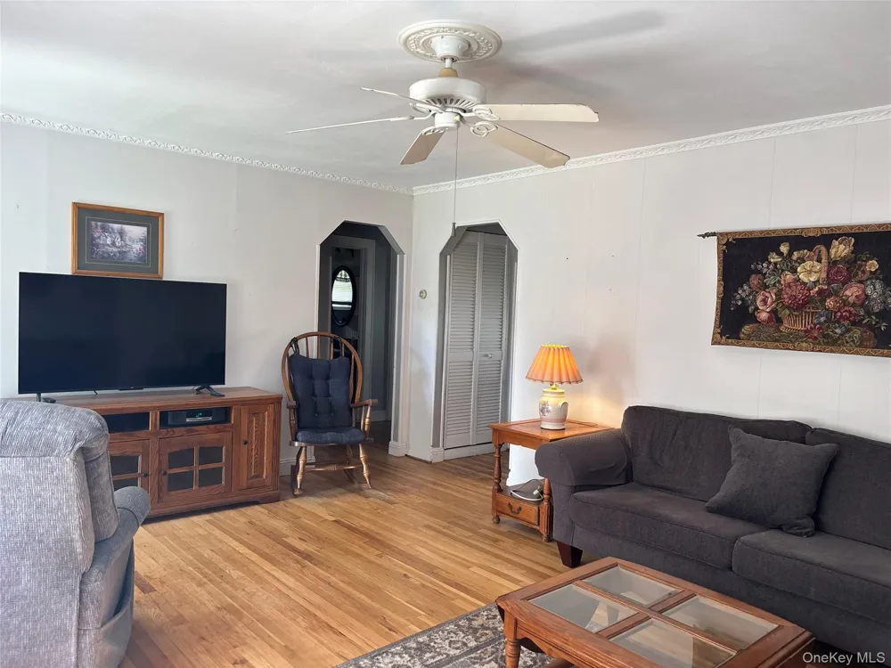 85 Harris Street Patchogue, NY 11772