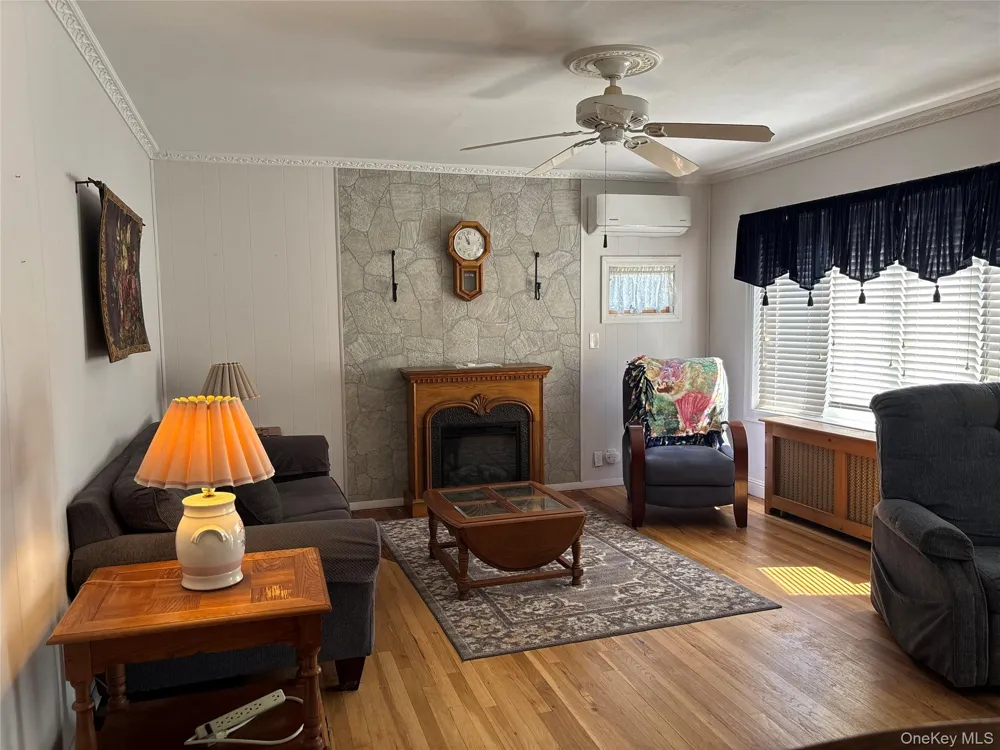 85 Harris Street Patchogue, NY 11772