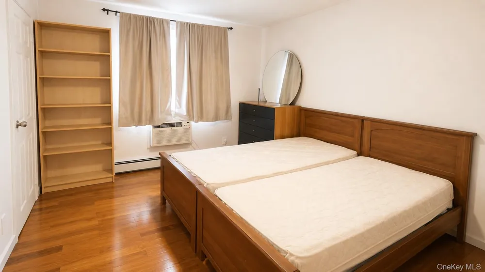 14477 Roosevelt Avenue #8G Flushing, NY 11354