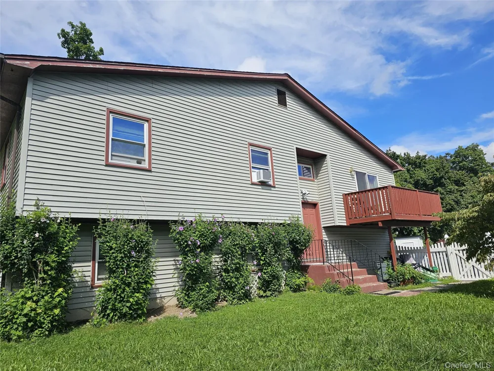 36 Singer Avenue Spring Valley, NY 10977