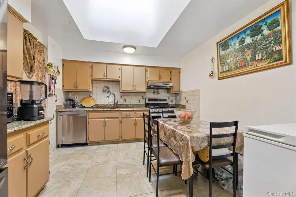 36 Singer Avenue Spring Valley, NY 10977
