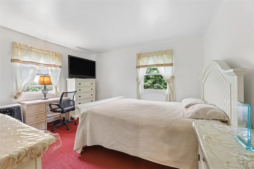 36 Singer Avenue Spring Valley, NY 10977