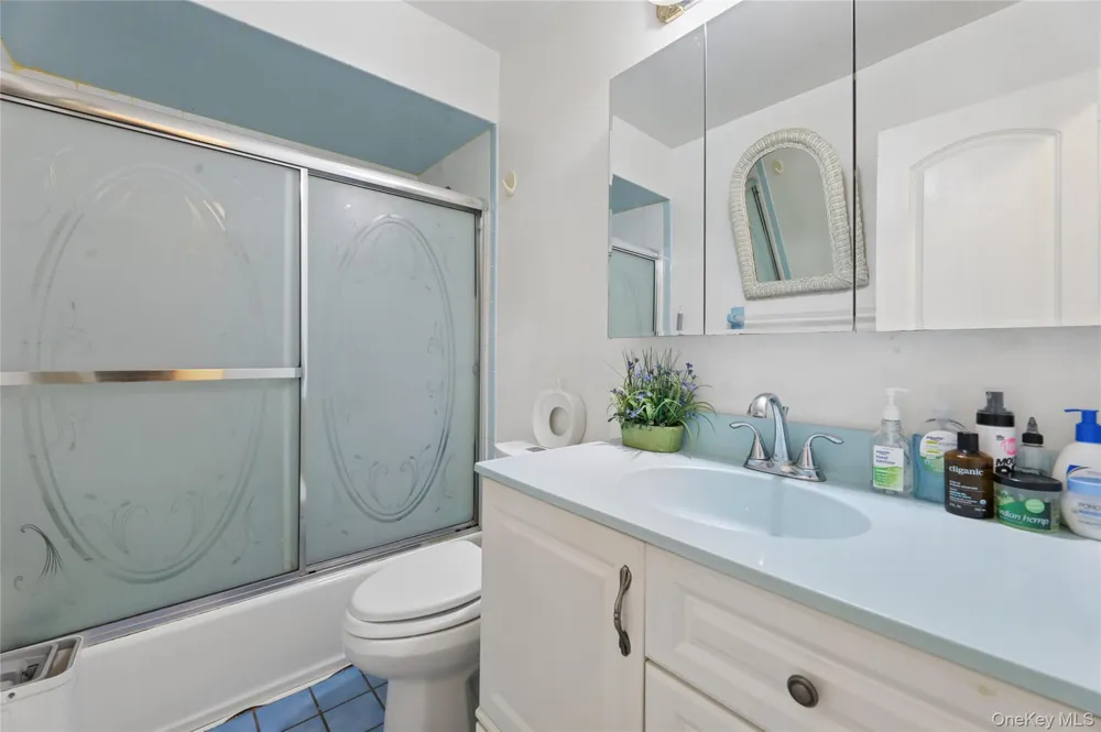36 Singer Avenue Spring Valley, NY 10977