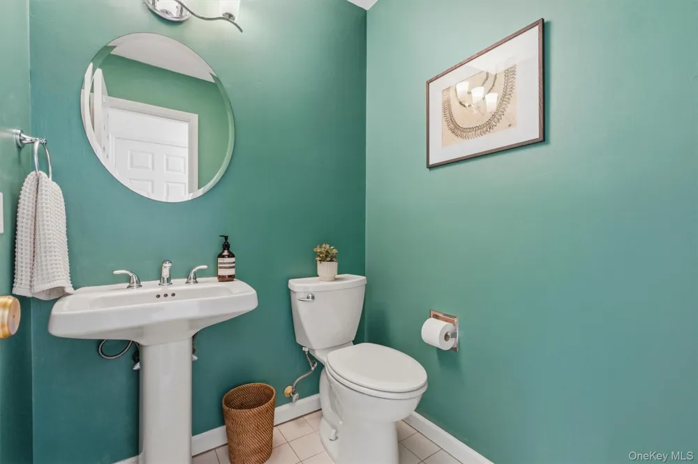 28 E Hill Road Cortlandt Manor, NY 10567
