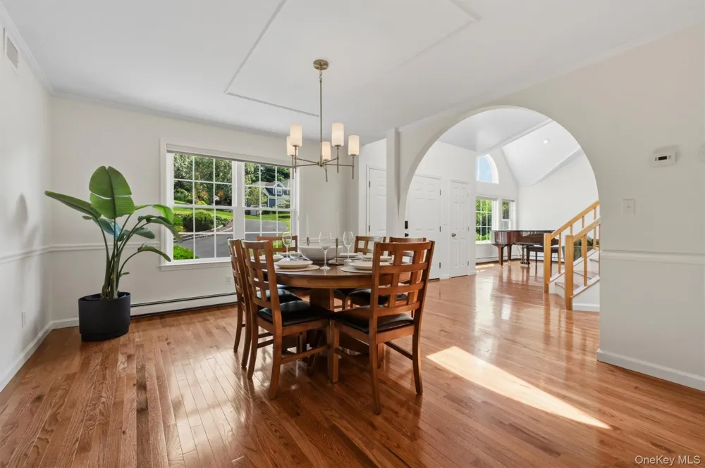 28 E Hill Road Cortlandt Manor, NY 10567